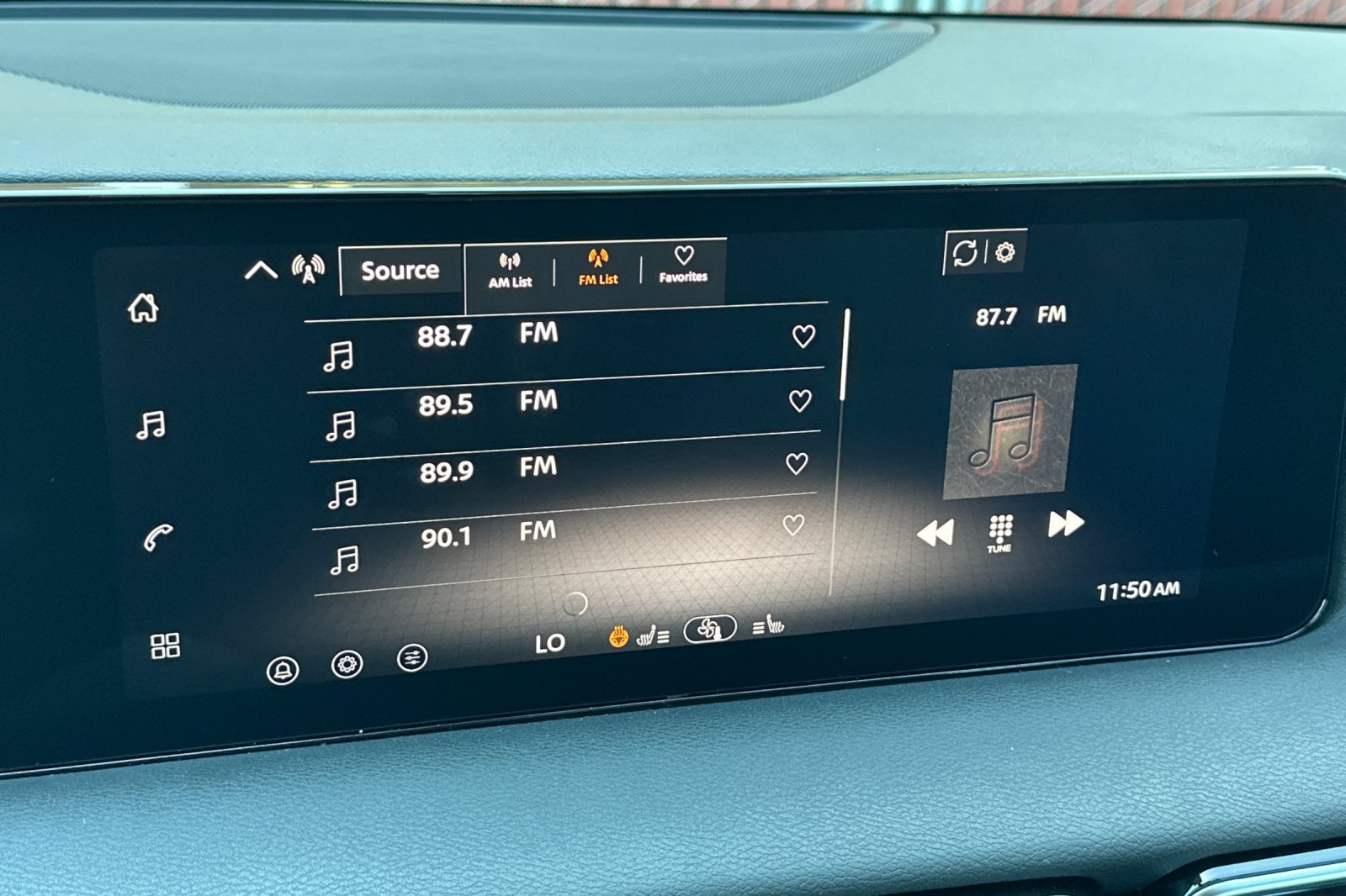 New 2026 Nissan Sentra SV w/ SV Convenience Package FWD image 17