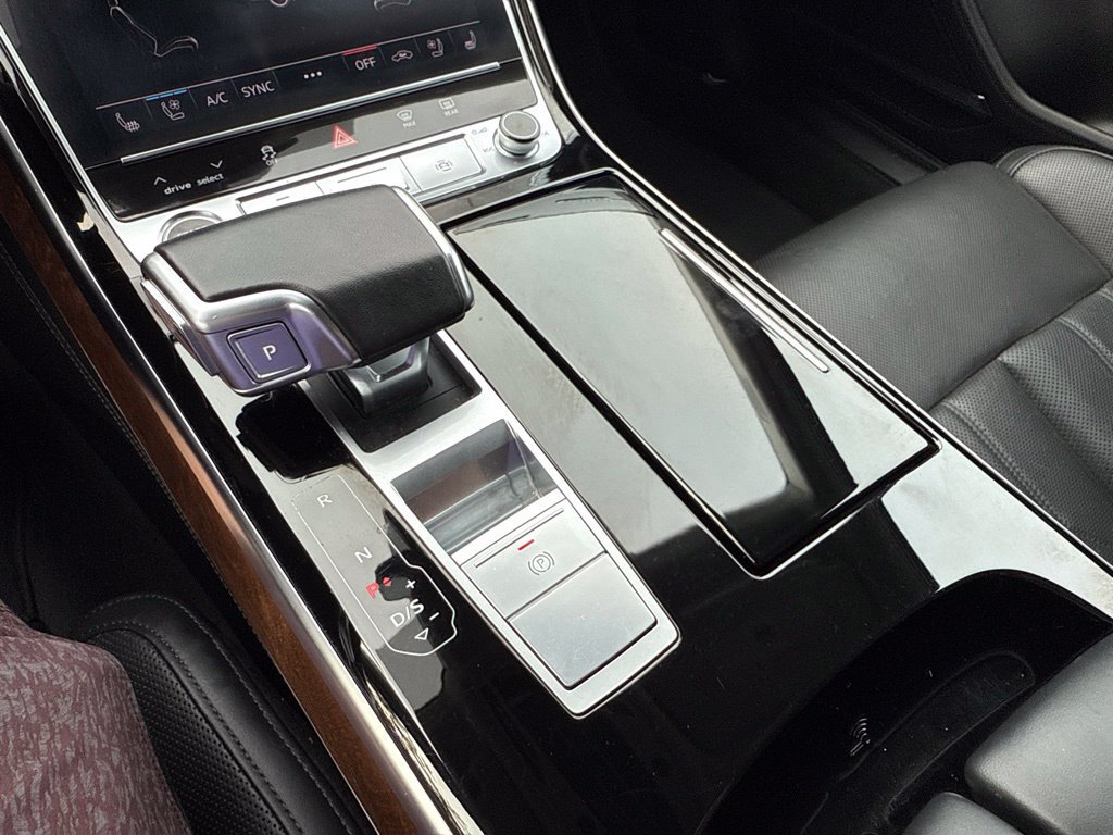 Used 2023 Audi A8 L 3.0T w/ Luxury Package AWD/4WD image 28