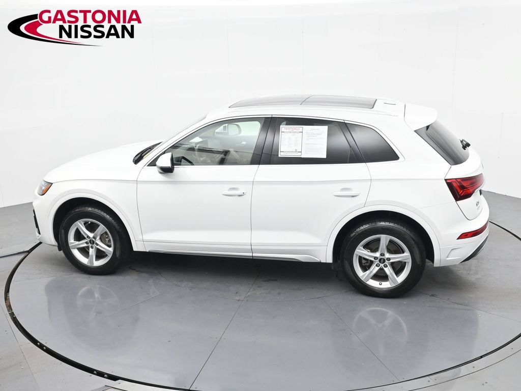 Used 2023 Audi Q5 2.0T Premium w/ Convenience Package AWD/4WD image 32