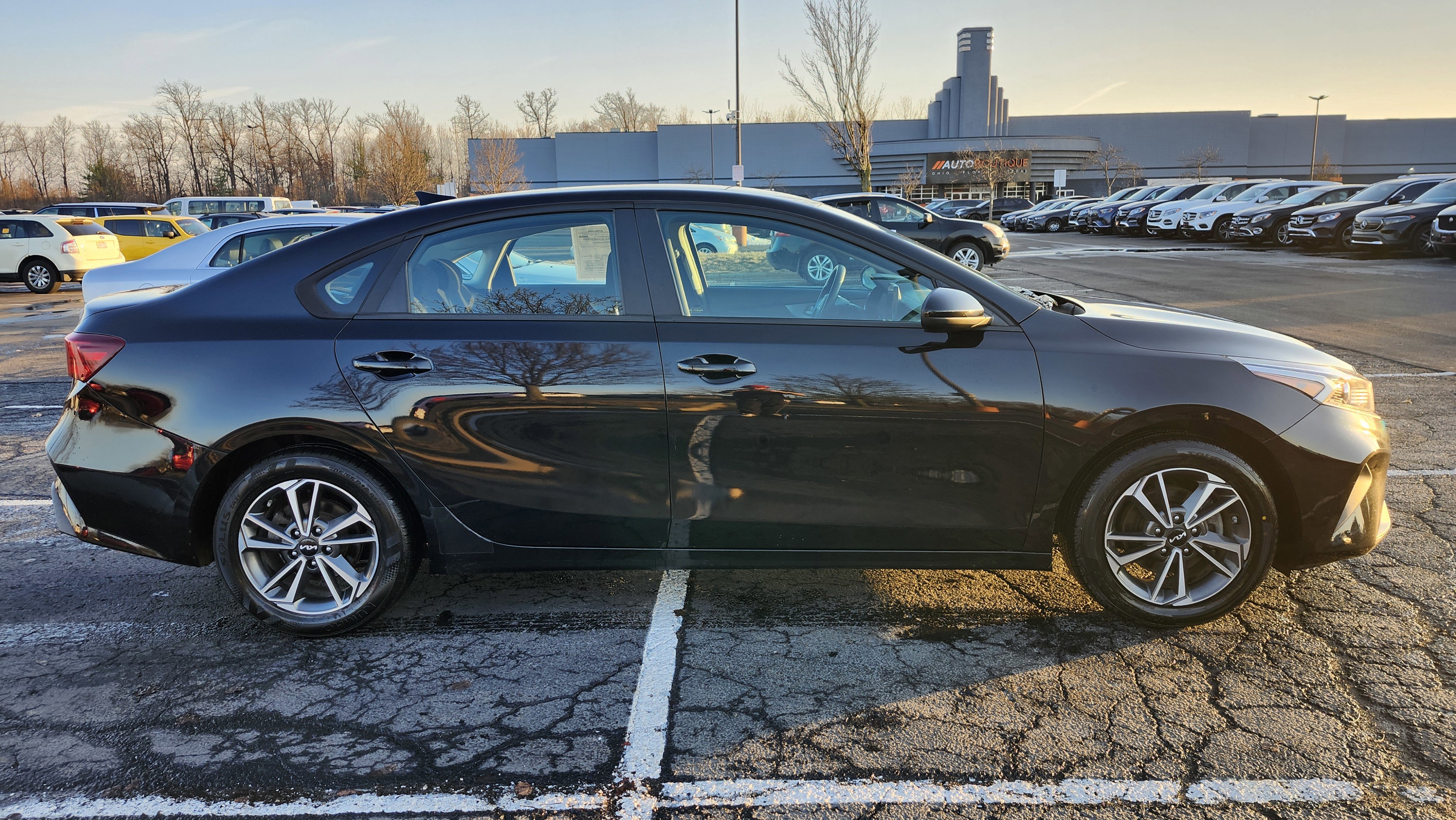 Used 2023 Kia Forte LXS image 16