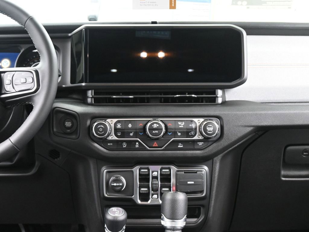 New 2025 Jeep Wrangler Sport S image 25