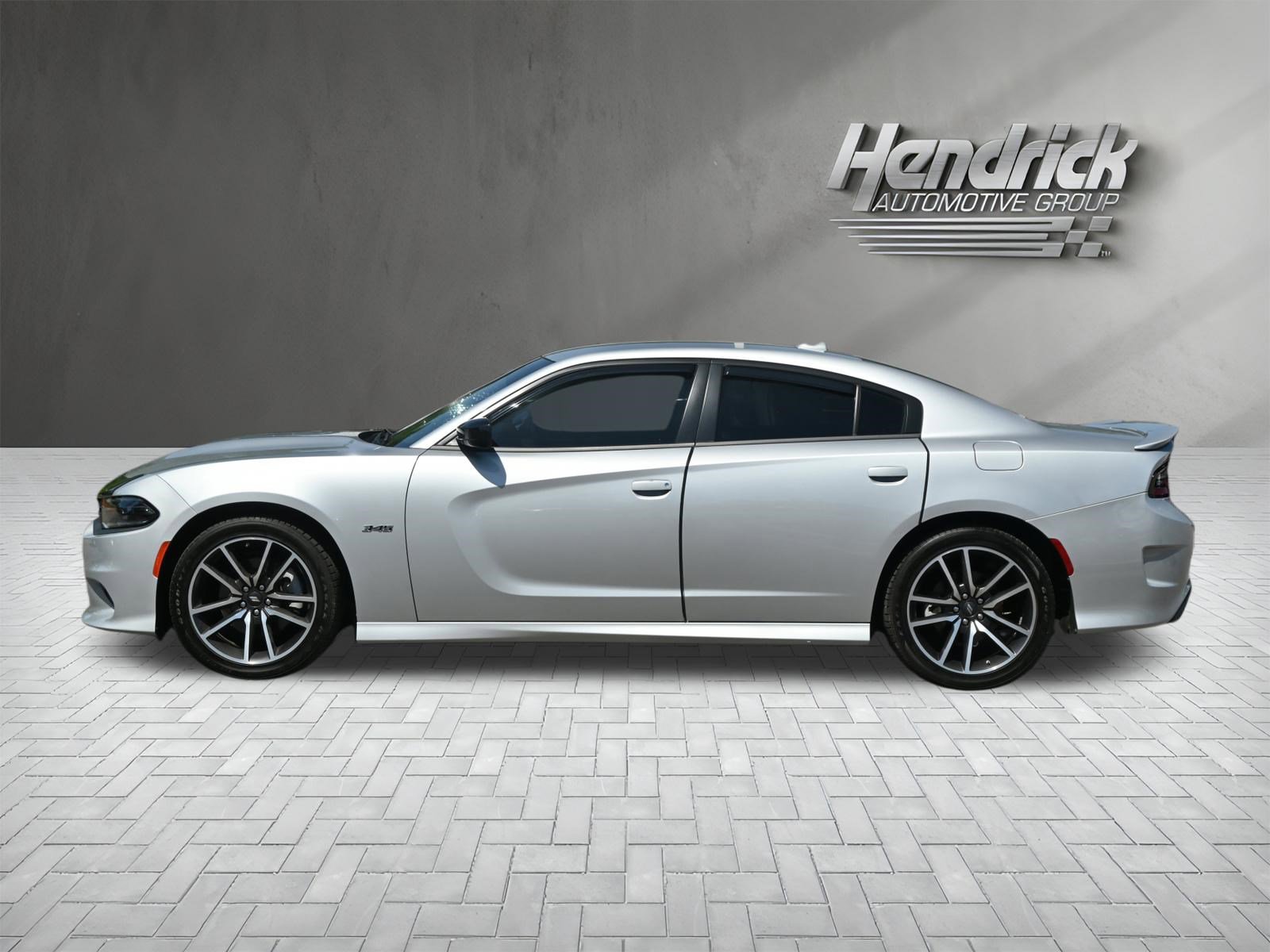 Used 2023 Dodge Charger R/T w/ Plus Group RWD image 7