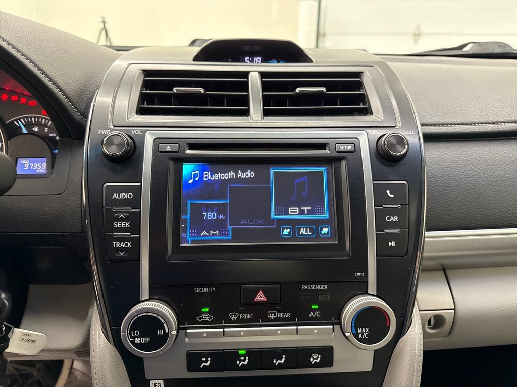 Used 2012 Toyota Camry LE FWD image 17
