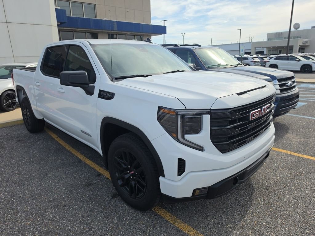 Used 2026 GMC Sierra 1500 Elevation RWD image 3