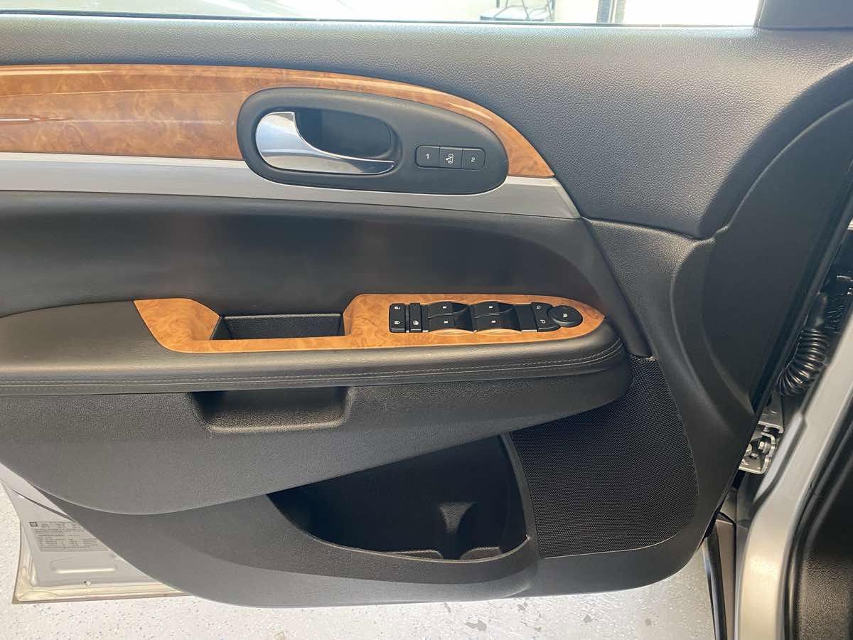 Used 2012 Buick Enclave Leather image 22