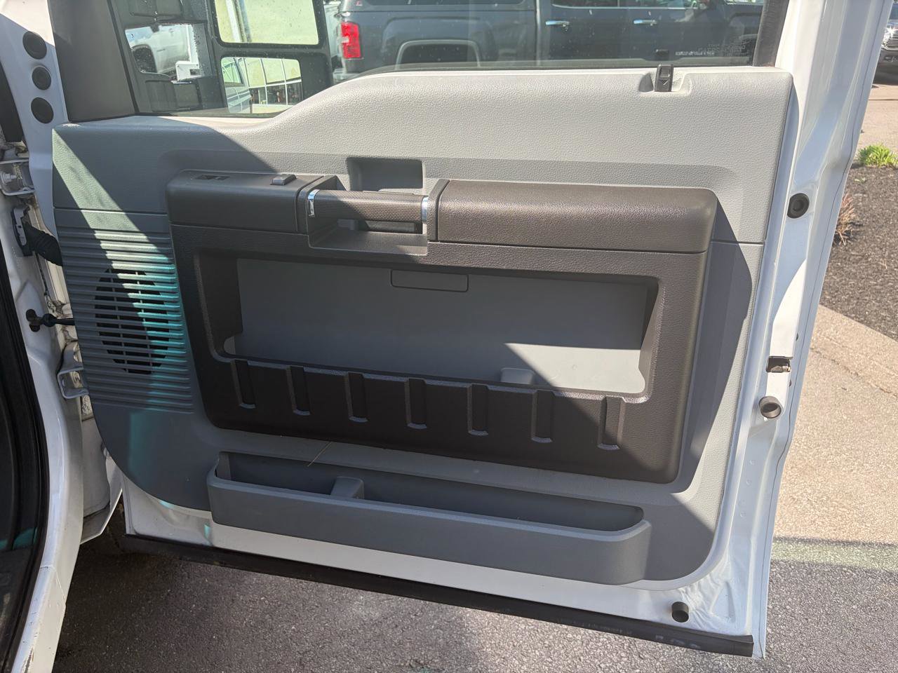 Used 2015 Ford F350 XL w/ Power Equipment Group AWD/4WD image 35