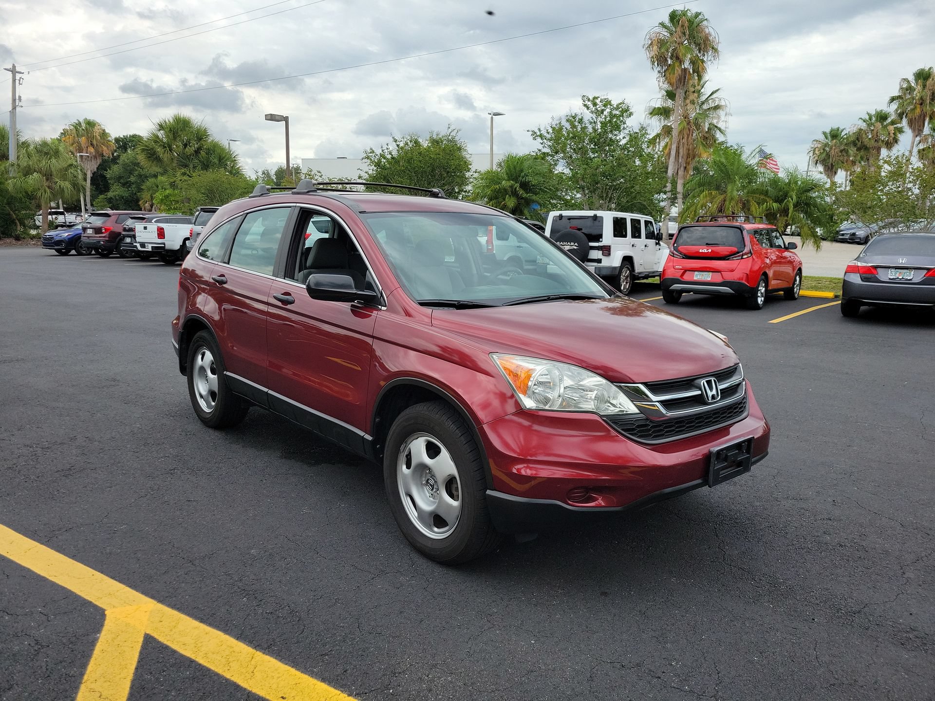 Used 2011 Honda CR-V LX image 2
