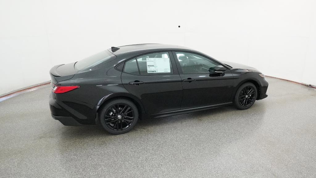 New 2026 Toyota Camry SE image 4