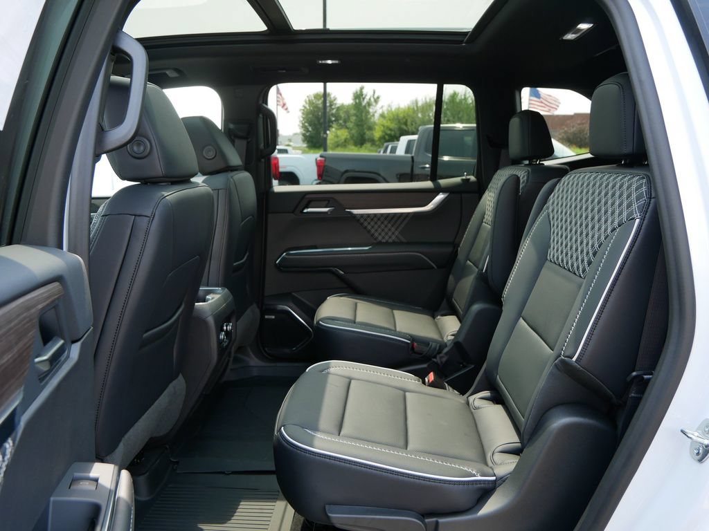 New 2026 GMC Acadia Denali w/ Super Cruise Package AWD/4WD image 11