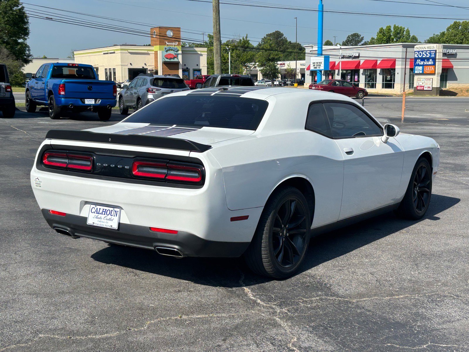 Used 2017 Dodge Challenger SXT w/ Blacktop Package RWD image 4