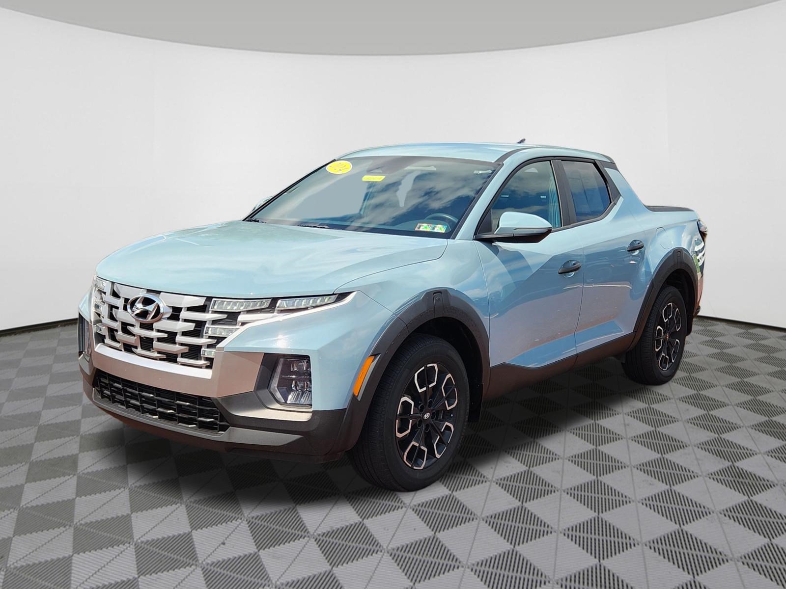 Used 2024 Hyundai Santa Cruz SEL AWD/4WD image 2