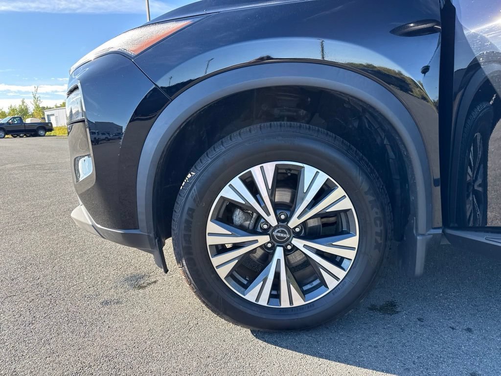 Used 2023 Nissan Rogue SV AWD/4WD image 40
