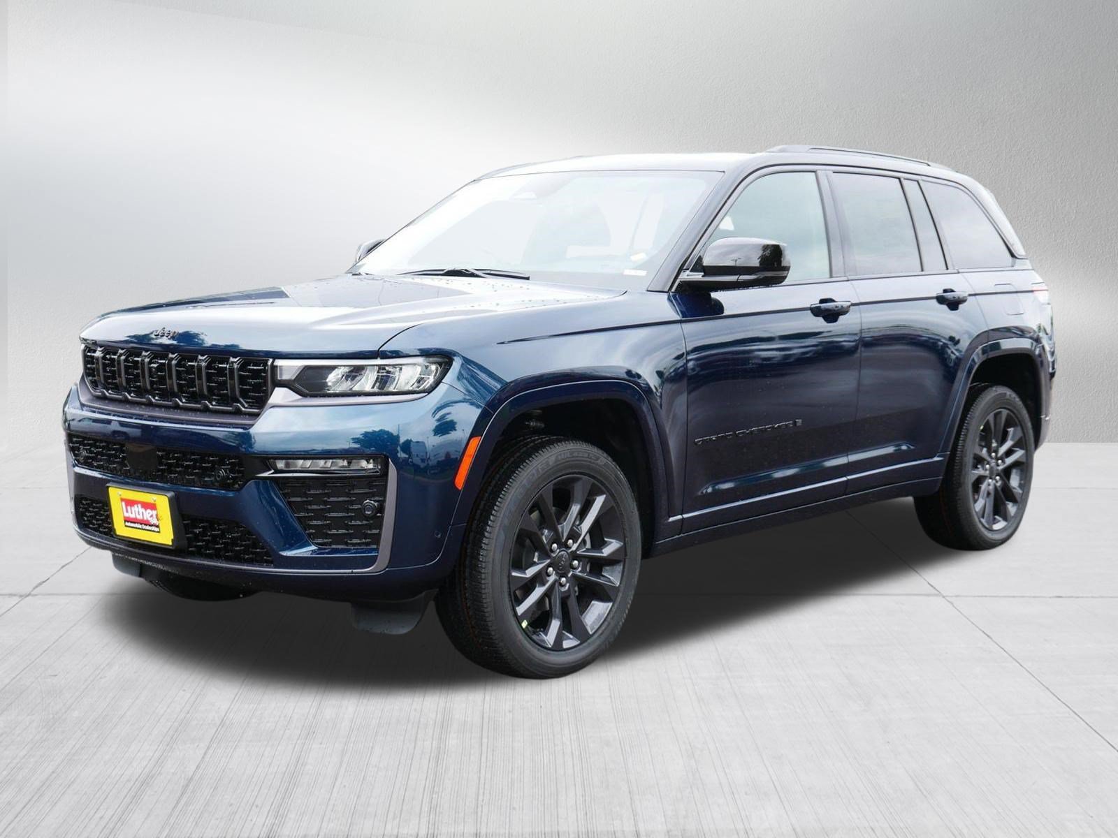 New 2026 Jeep Grand Cherokee Limited AWD/4WD image 3