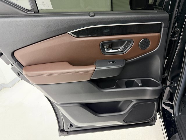 Used 2025 Honda Pilot Elite image 35