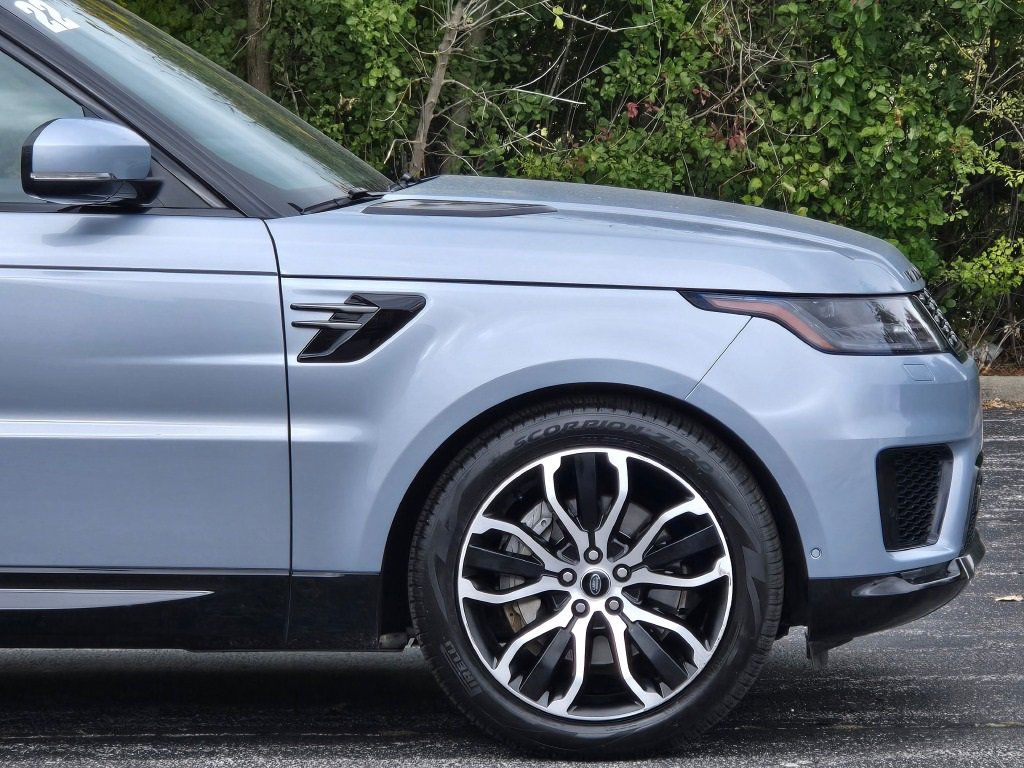 Used 2022 Land Rover Range Rover Sport HSE Silver Edition image 14