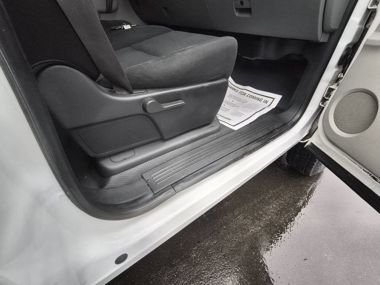 Used 2014 Chevrolet Silverado 2500 W/T w/ Snow Plow Prep Package image 19