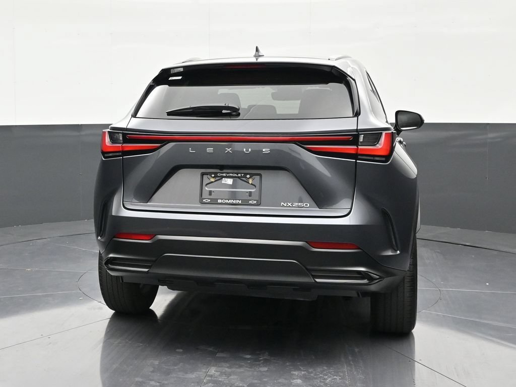Used 2023 Lexus NX 250 FWD w/ Towing Package (2000 Lbs) image 4