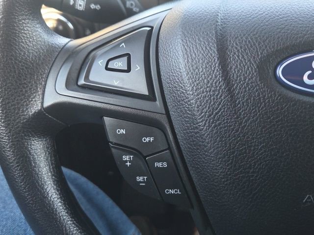 Used 2024 Ford Edge SE w/ Black Appearance Package image 40