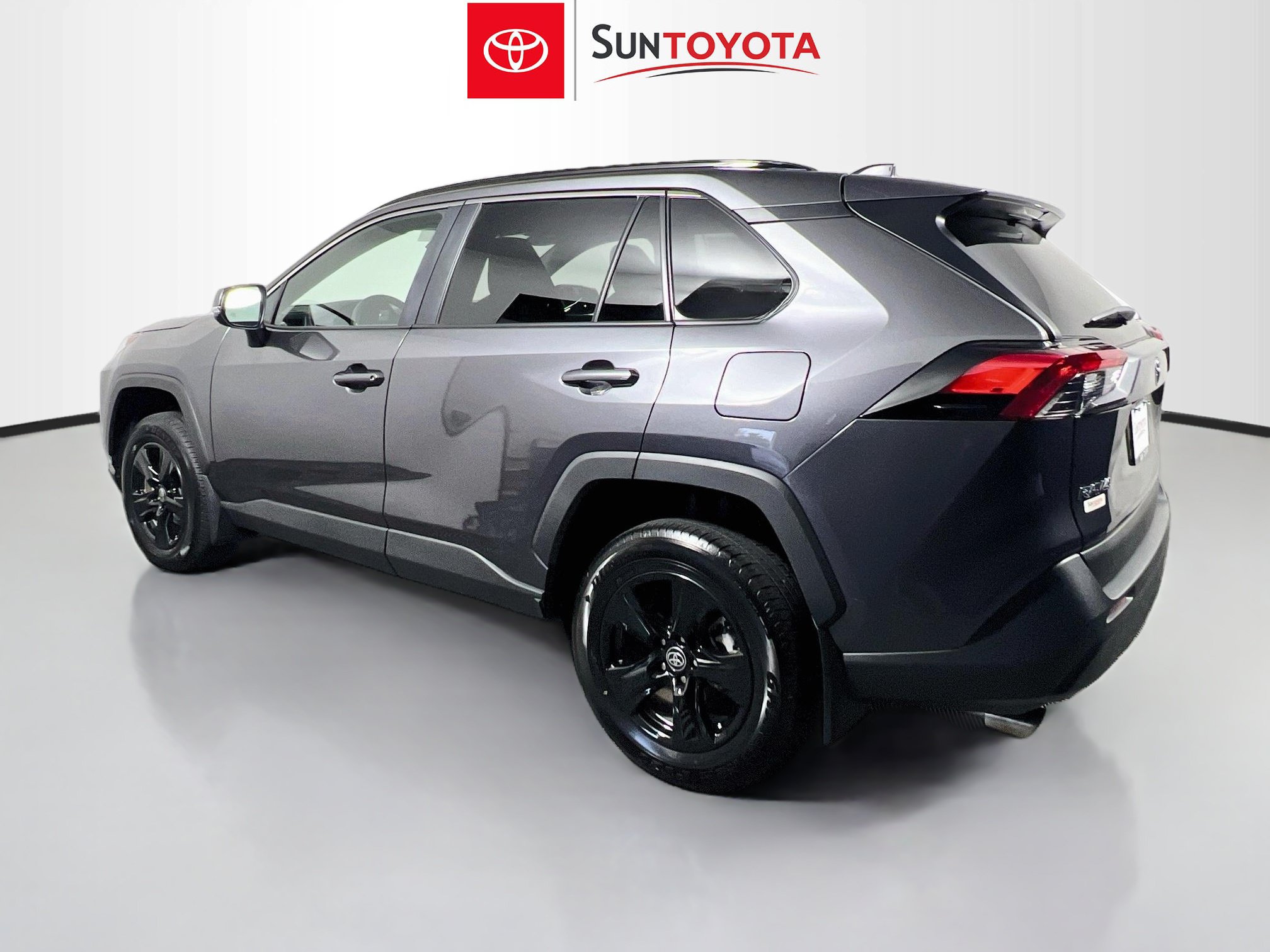 Used 2025 Toyota RAV4 XLE w/ Convenience Package FWD image 6