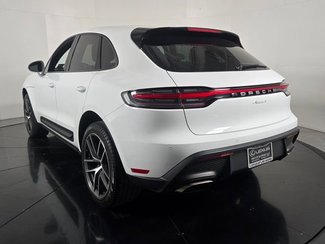 Used 2024 Porsche Macan image 4