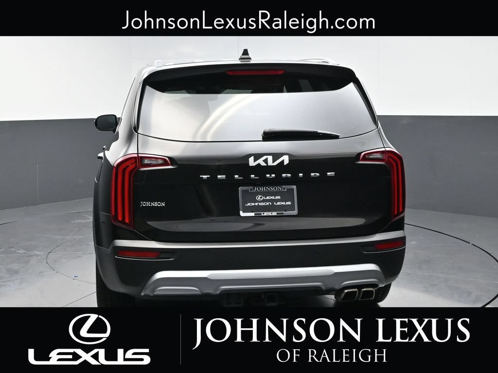 Used 2022 Kia Telluride SX w/ Towing Package FWD image 8