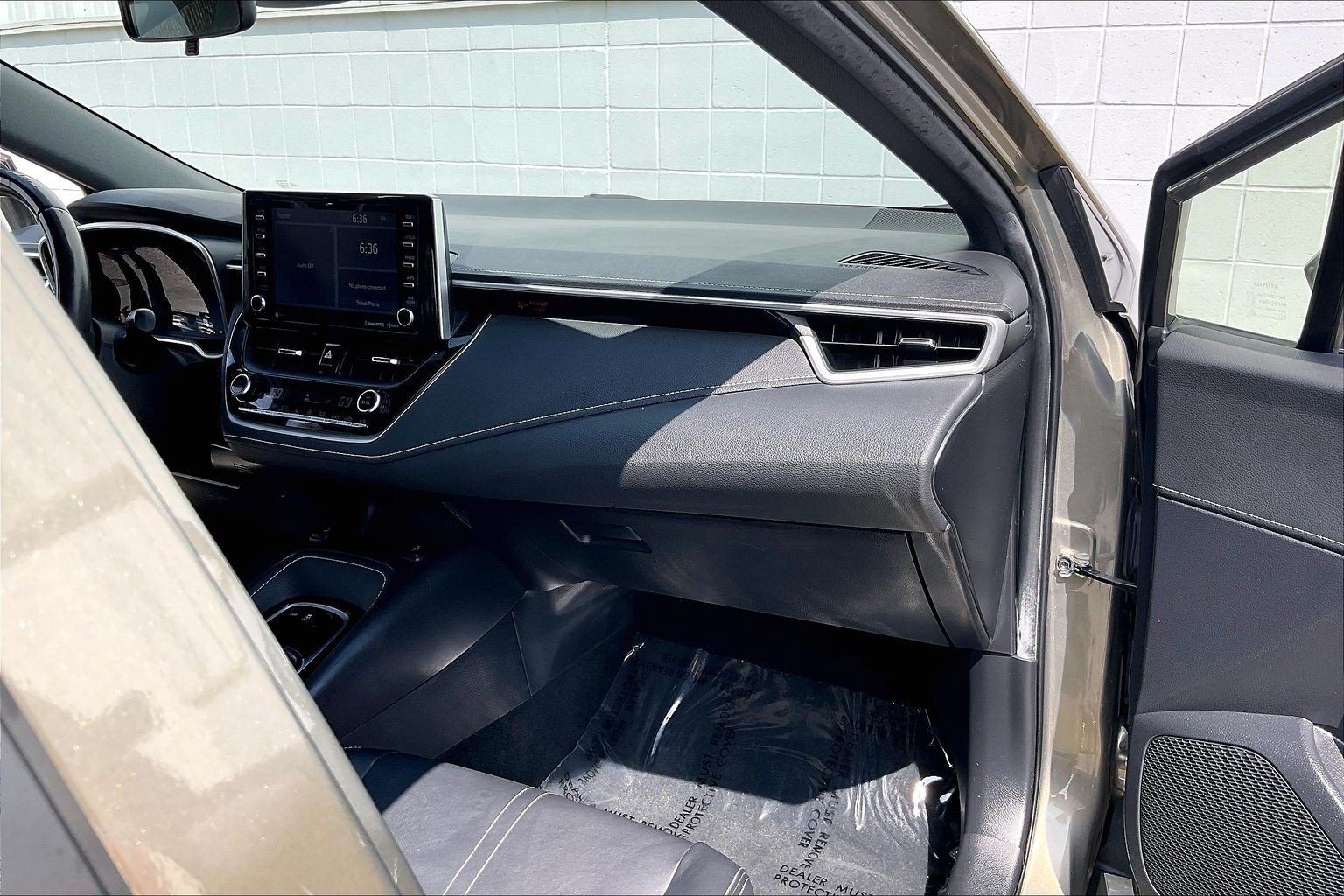 Used 2019 Toyota Corolla XSE FWD image 21
