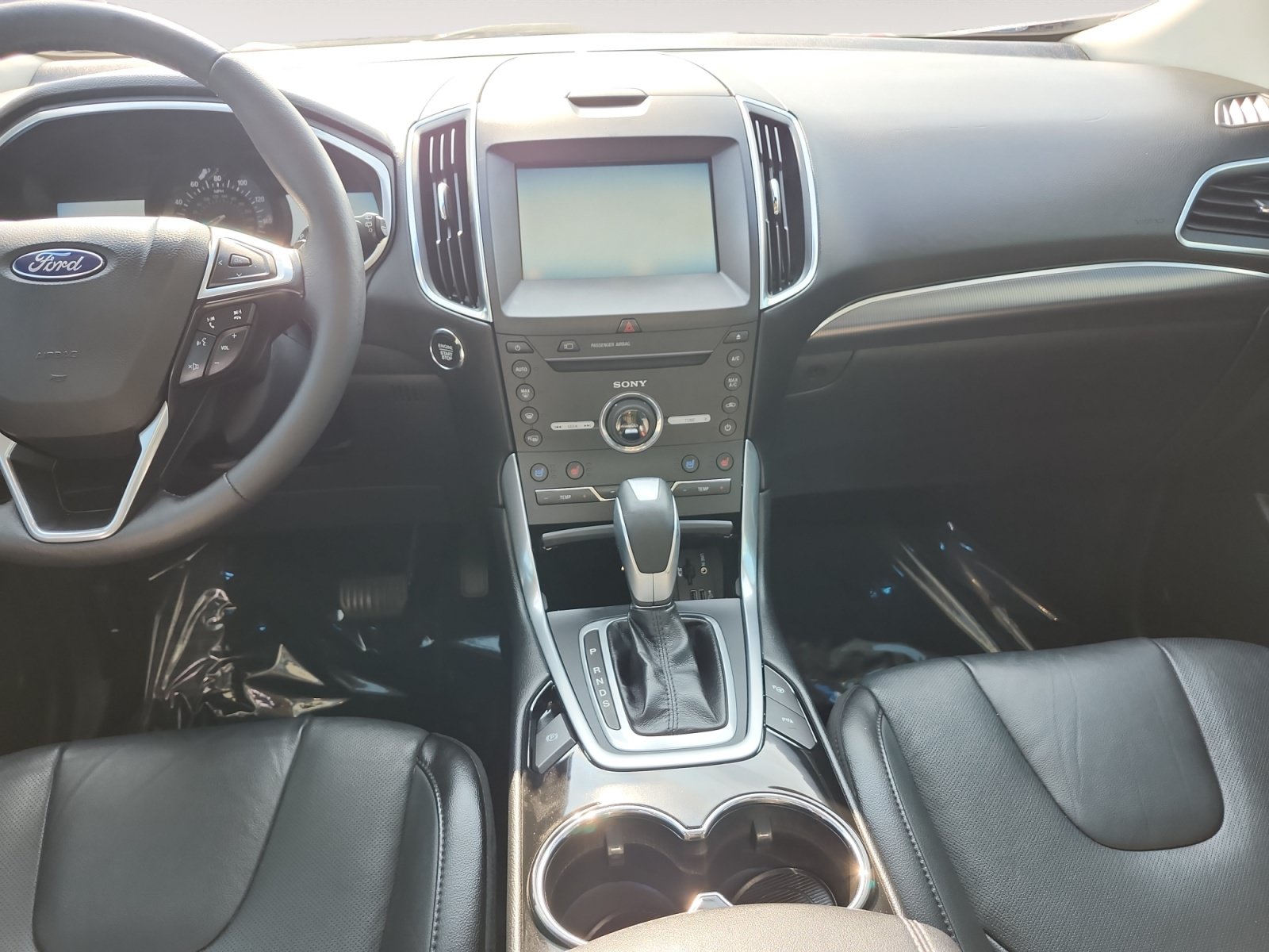 Used 2015 Ford Edge Titanium w/ Equipment Group 302A AWD/4WD image 11