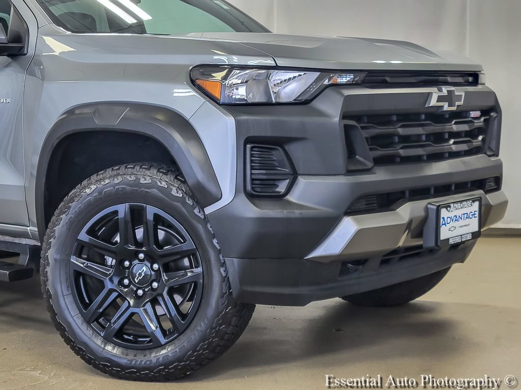 Used 2025 Chevrolet Colorado Trail Boss AWD/4WD video 2