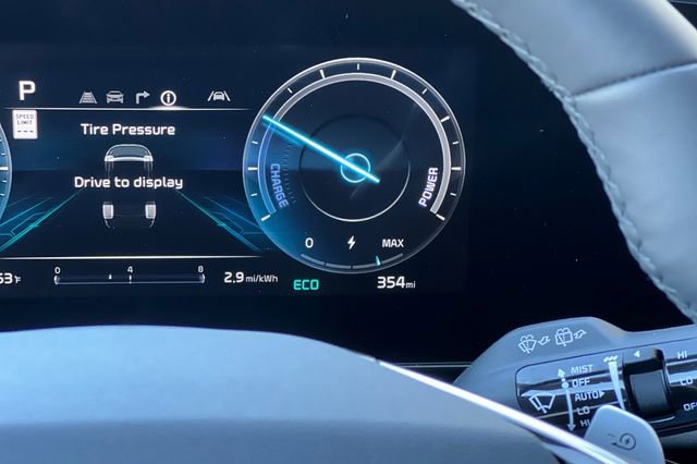 Used 2025 Kia Niro Wave image 34