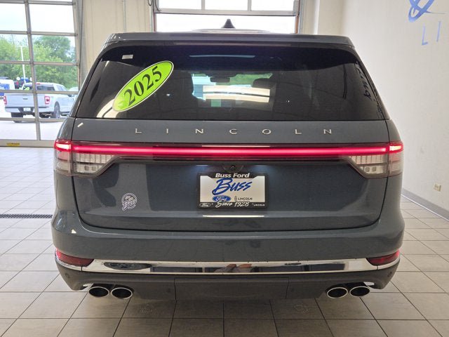 Used 2025 Lincoln Aviator Reserve w/ Equipment Group 201A AWD/4WD image 12