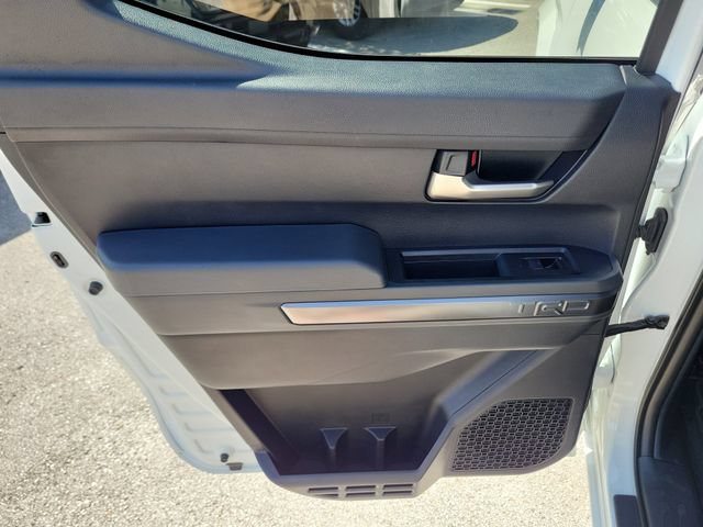 Used 2024 Toyota Tacoma TRD Sport AWD/4WD image 9