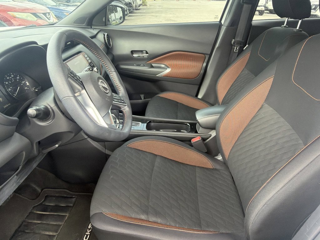 Used 2024 Nissan Kicks SR FWD image 12