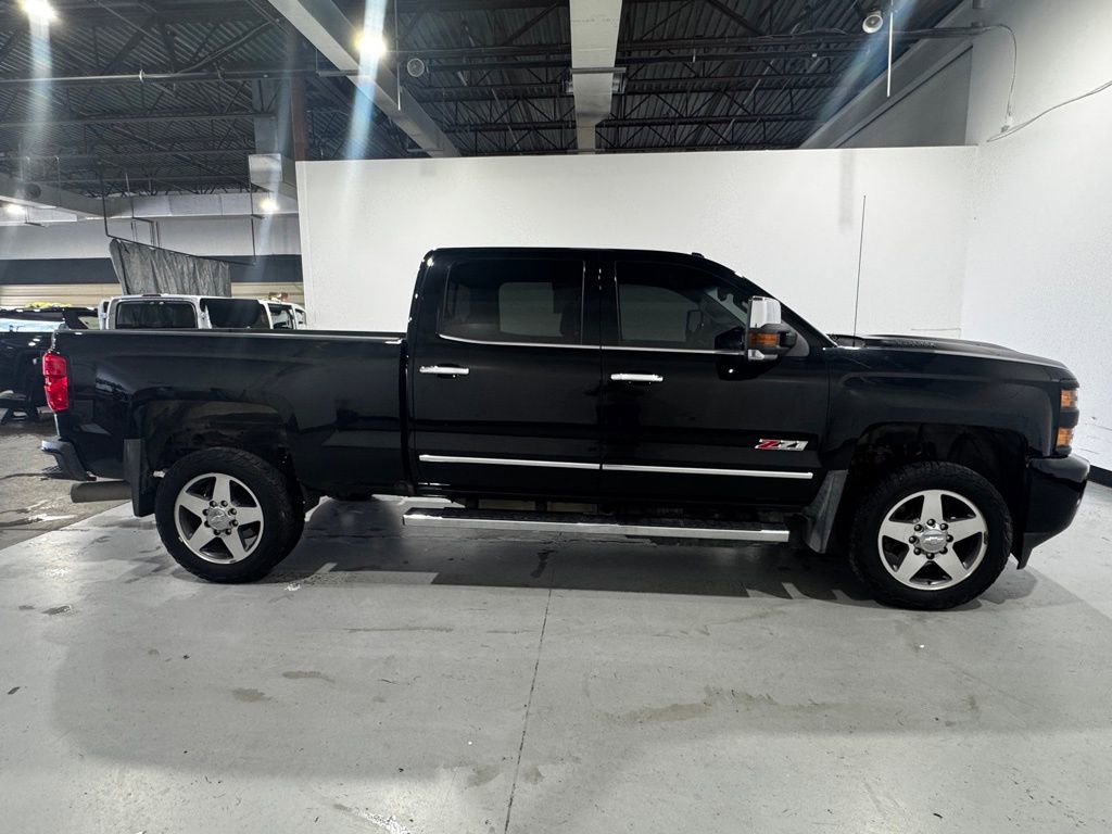 Used 2019 Chevrolet Silverado 2500 LTZ w/ Duramax Plus Package AWD/4WD image 5