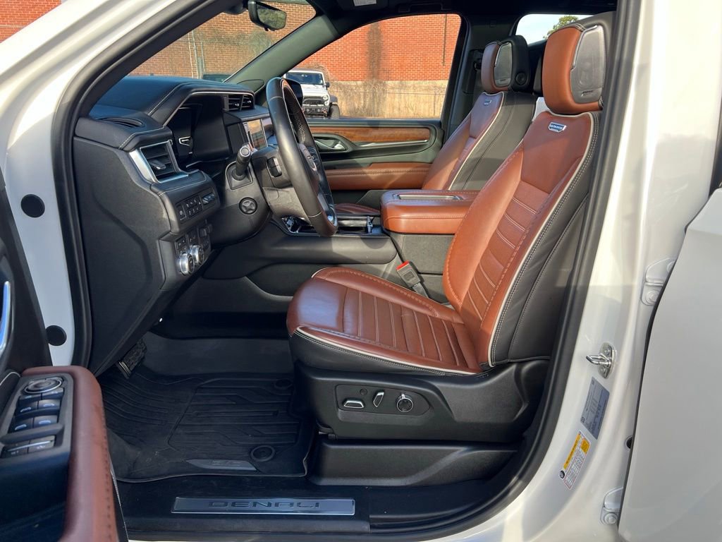 Used 2024 GMC Yukon XL Denali Ultimate image 14