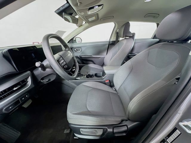 Used 2025 Kia K4 LXS image 10