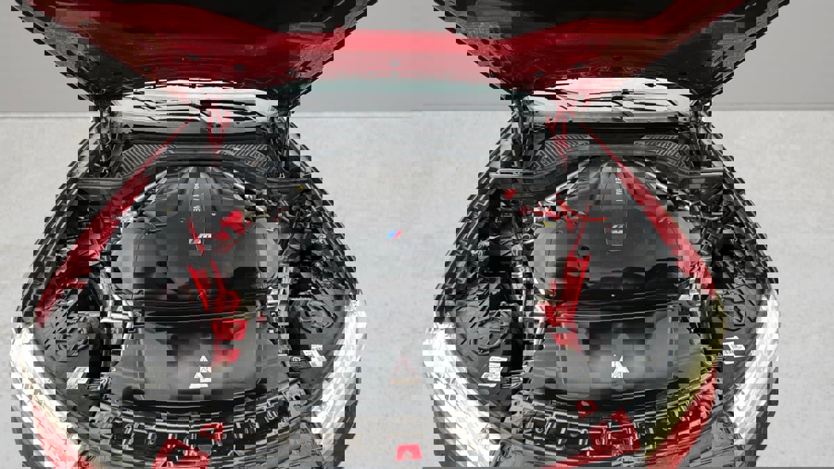 Used 2015 BMW X6 M image 21