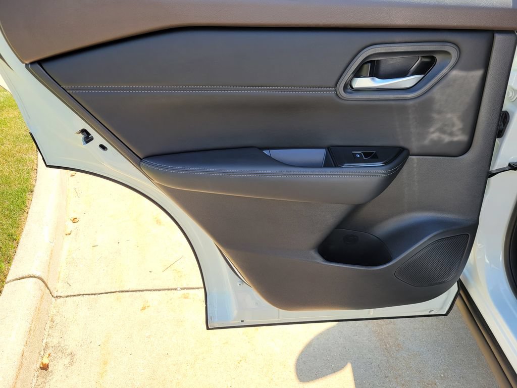 Certified 2023 Nissan Rogue SL w/ SL Premium Package AWD/4WD image 44