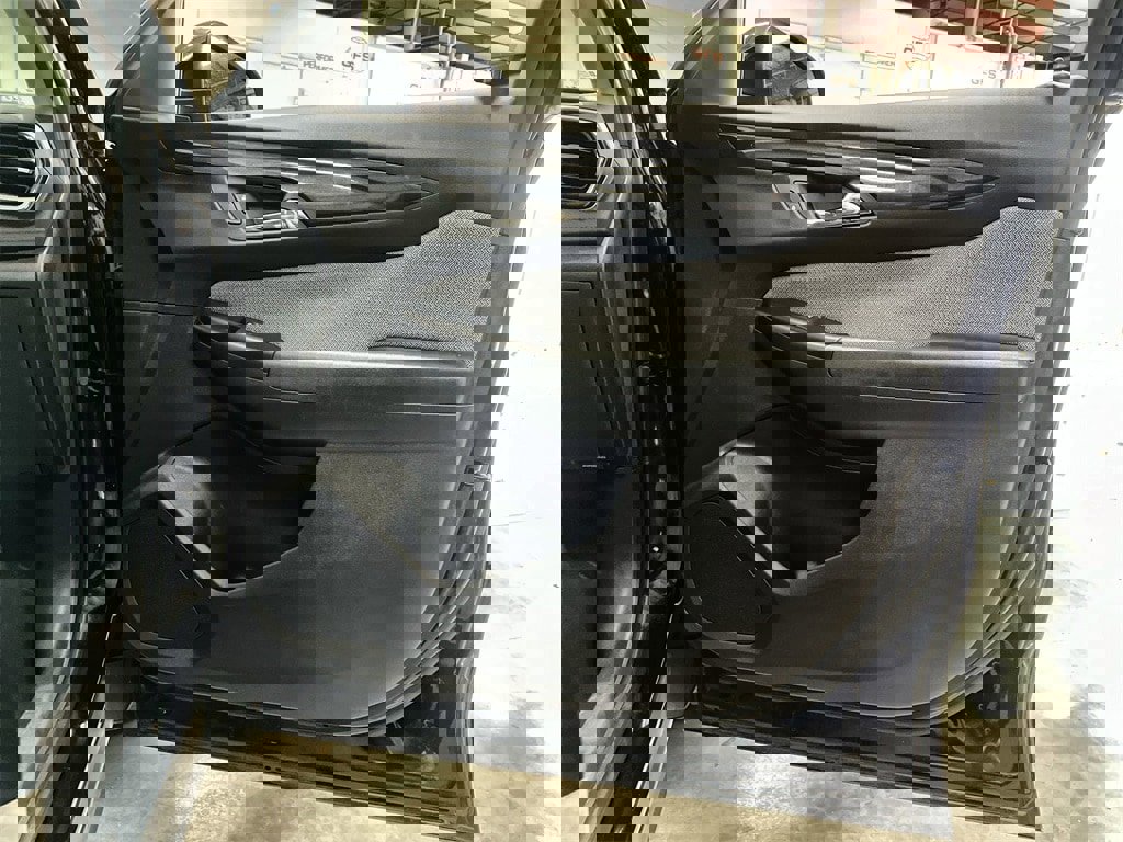 Used 2024 Chevrolet TrailBlazer LT image 26