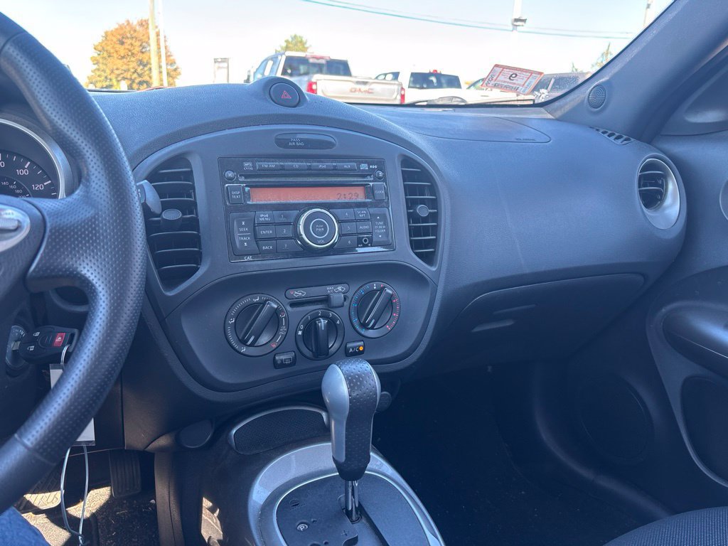 Used 2013 Nissan Juke S AWD/4WD image 10