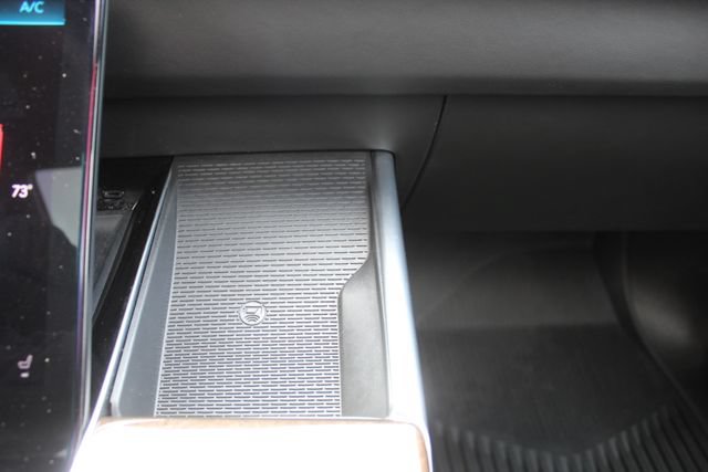 Used 2025 Cadillac Escalade ESV Sport Platinum w/ LPO, Floor Liner Package AWD/4WD image 35