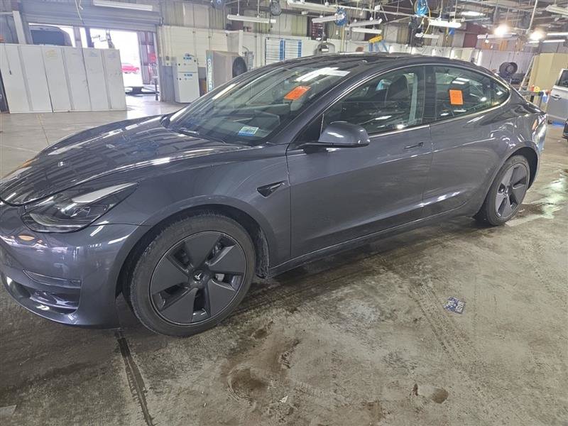 Used 2023 Tesla Model 3 Standard Range RWD image 4