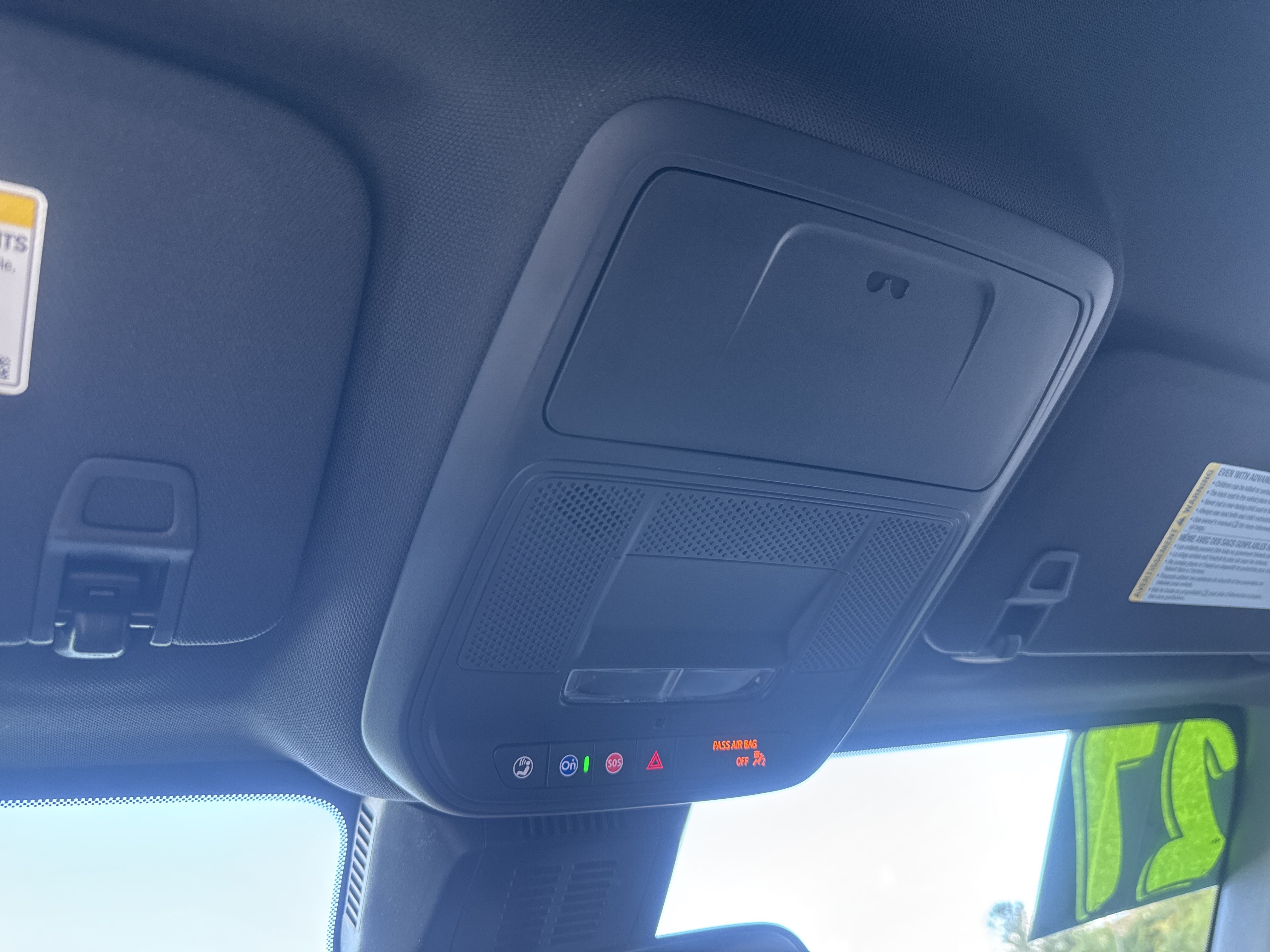 New 2027 GMC Terrain AT4 w/ Convenience Package III AWD/4WD image 29