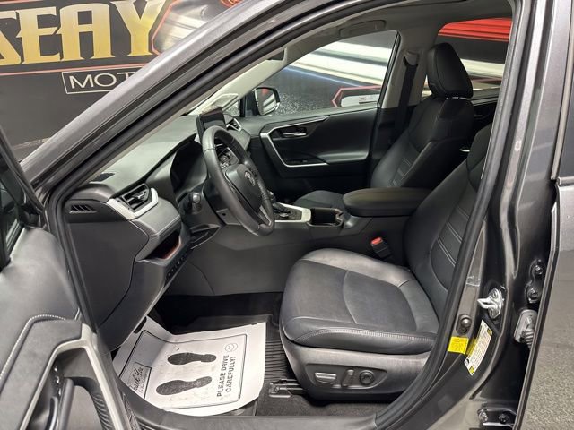 Used 2023 Toyota RAV4 Limited AWD/4WD image 5