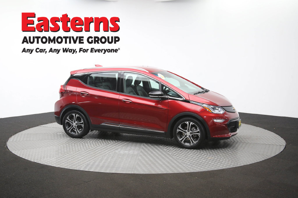 Used 2018 Chevrolet Bolt Premier w/ Driver Confidence II Package FWD image 48