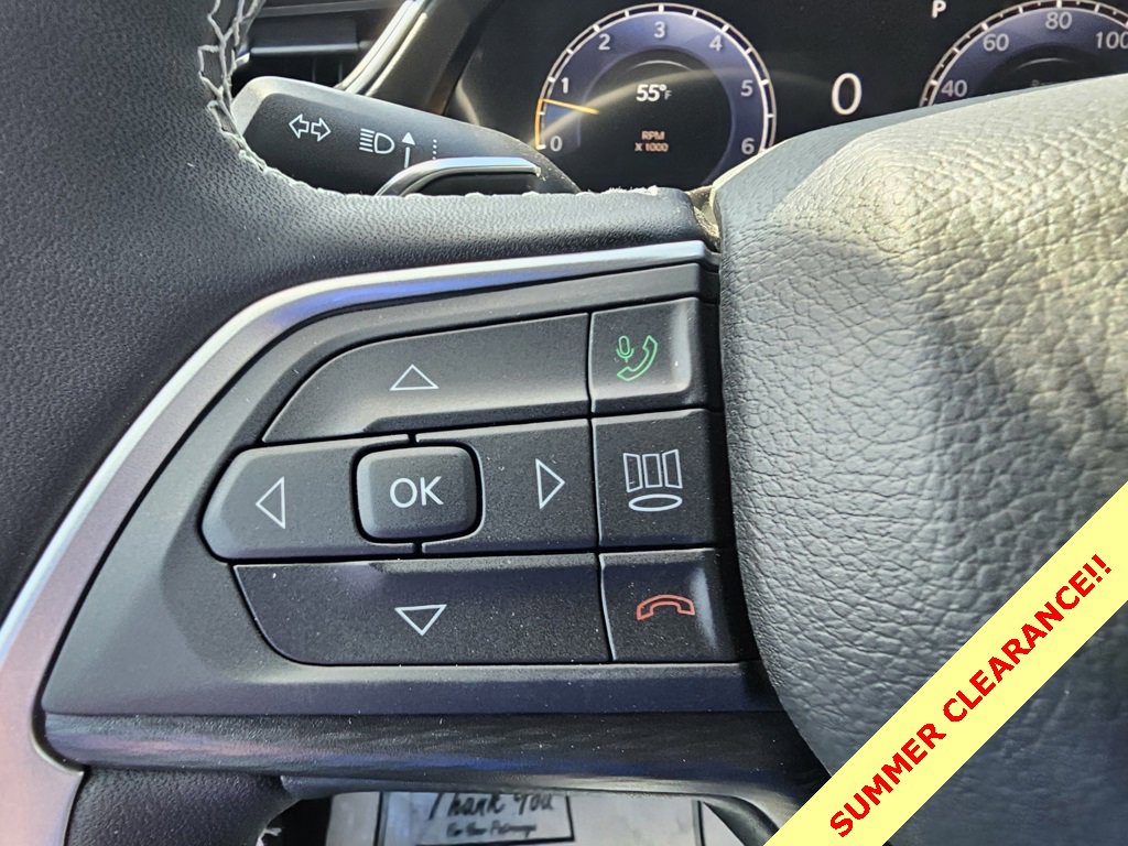 New 2025 Jeep Grand Cherokee L Altitude image 18