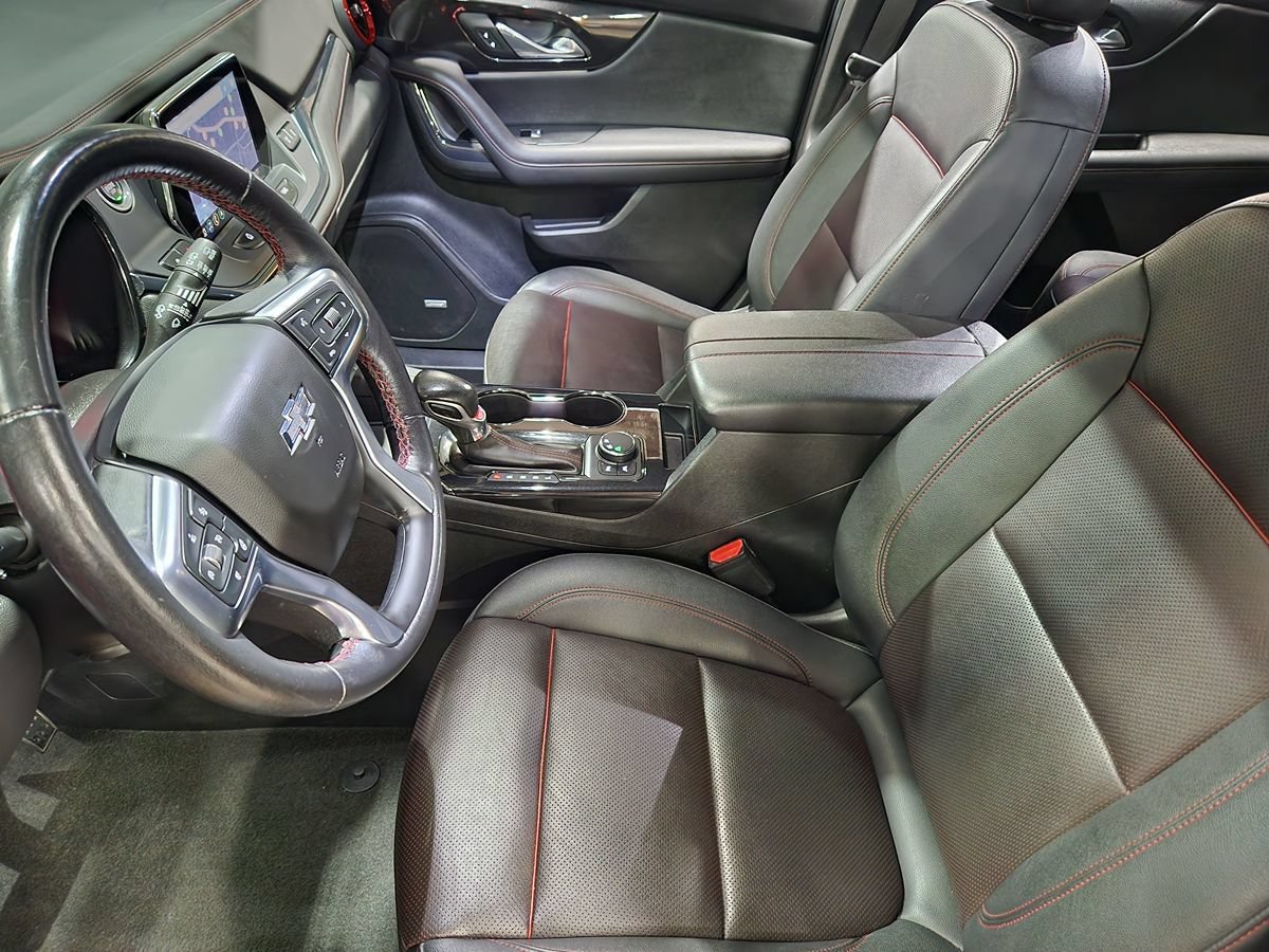 Used 2021 Chevrolet Blazer RS w/ Enhanced Convenience Package FWD image 31