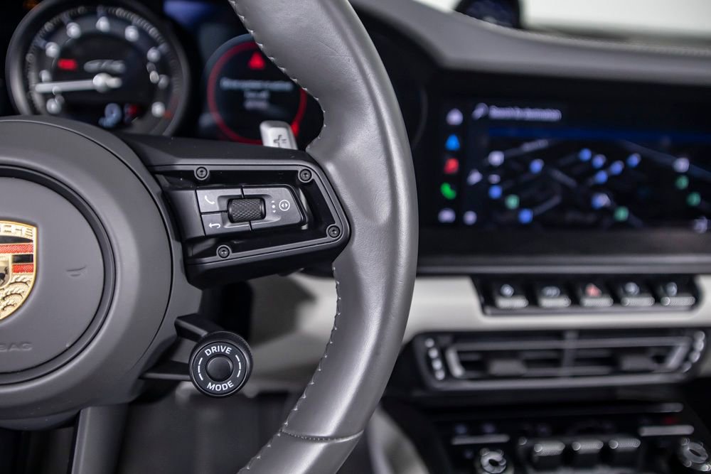 Used 2024 Porsche 911 Carrera GTS image 40