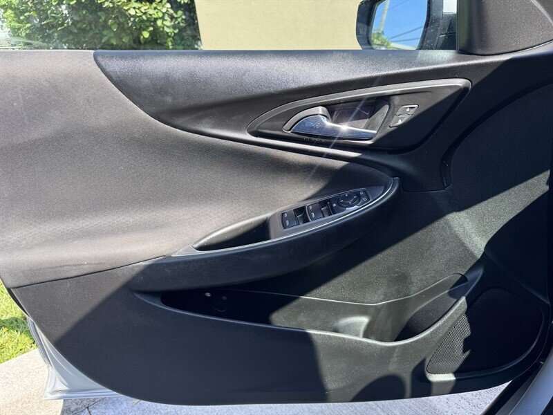 Used 2022 Chevrolet Malibu LT FWD image 13