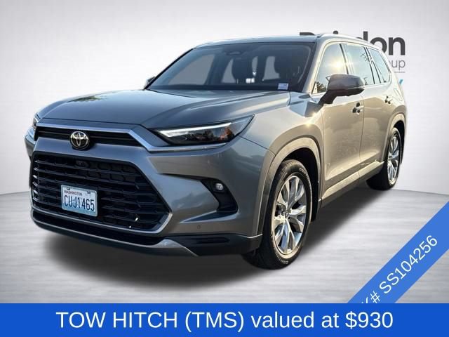 Used 2025 Toyota Grand Highlander AWD image 3