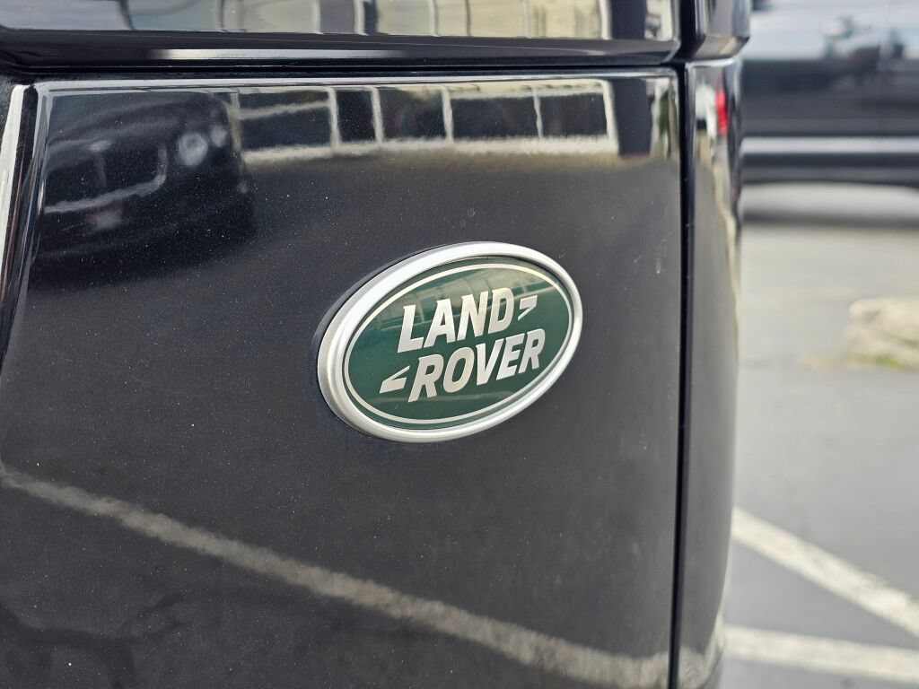 Used 2022 Land Rover Range Rover Velar R-Dynamic S AWD/4WD image 15